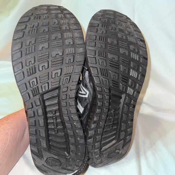 New Balance Mi950BS2 Mens Black Running Shoes Size 9.5 D Made USA - Picture 8 of 9